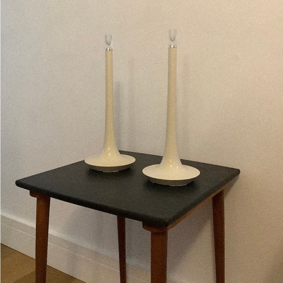 A pair of Vintage 90’s Ikea battery operated off white display candle/lamp - Picture 10 of 15